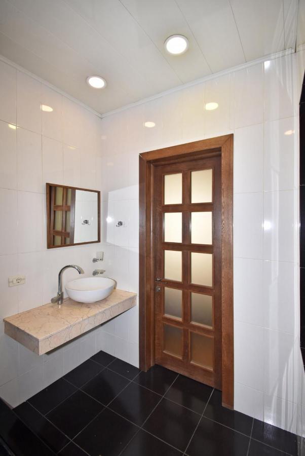 Homestay At City Center Jerevan Eksteriør billede