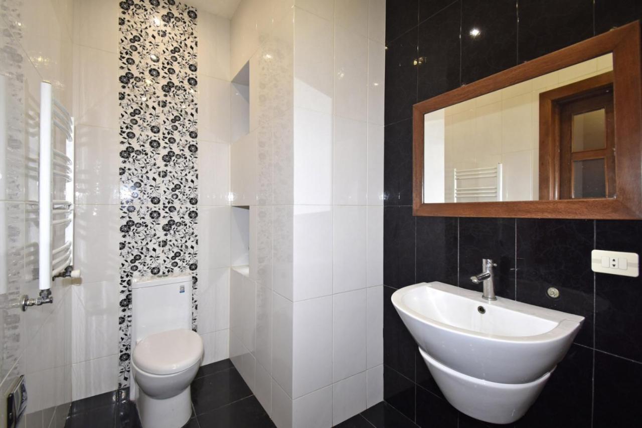 Homestay At City Center Jerevan Eksteriør billede