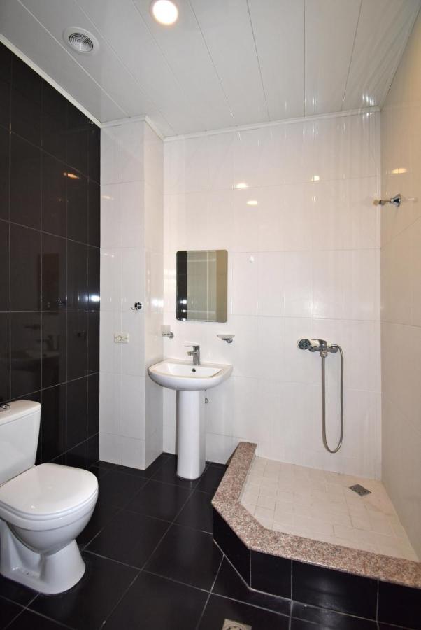 Homestay At City Center Jerevan Eksteriør billede