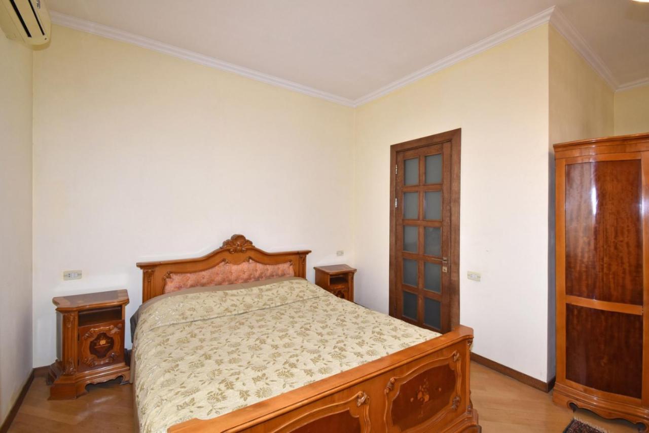 Homestay At City Center Jerevan Eksteriør billede