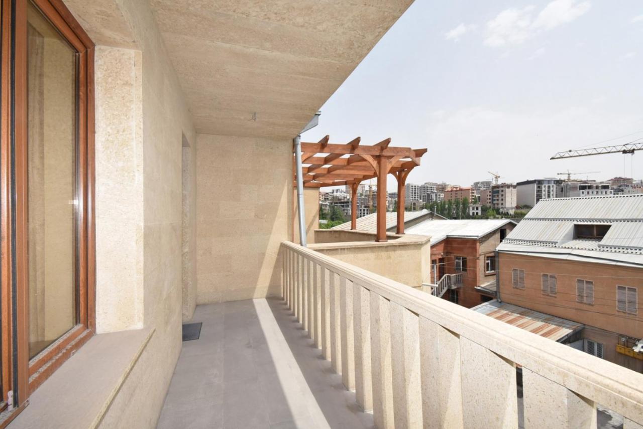 Homestay At City Center Jerevan Eksteriør billede